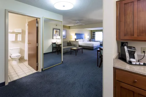 Holiday Inn Express & Suites St. Joseph Lakefront Camere Photos