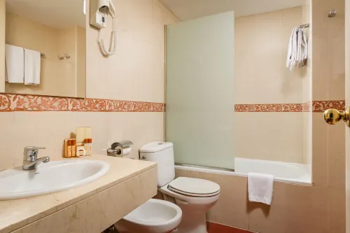Sunotel Aston Photos