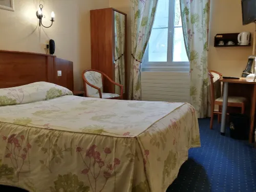 Hôtel Riquet Chambres Photos
