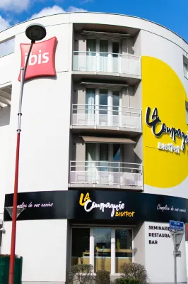 Ibis Strasbourg Aéroport Le Zénith Extérieur Photos