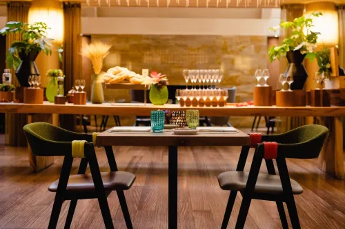 Enterprise Hotel Design & Boutique Spisning Photos