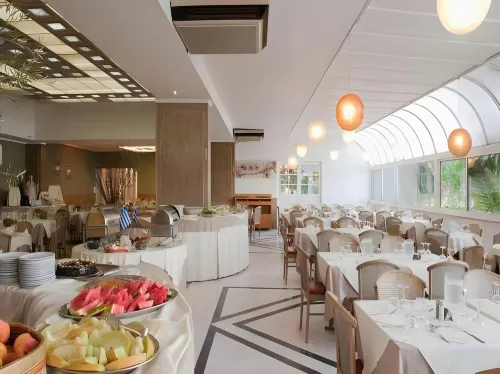 King Saron Hotel Resort Питание Photos