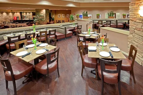 Holiday Inn Austin -Town Lake Ristorazione Photos