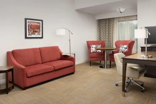 Hampton Inn & Suites by Hilton Phoenix Tempe Rooms Photos