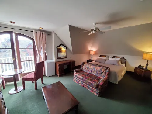 Madison Manor Boutique Hotel Photos