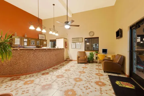 Super 8 by Wyndham Las Cruces/White Sands Area Public Areas Photos