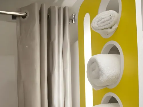 Motel 6 - Miami, FL – Miami International Airport Photos