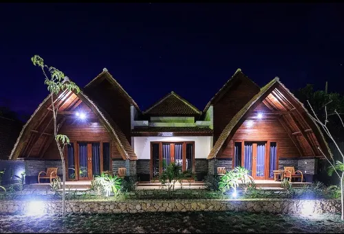 Tahoma Tanjung Lima Labuan Bajo Villa by ABM Extérieur Photos