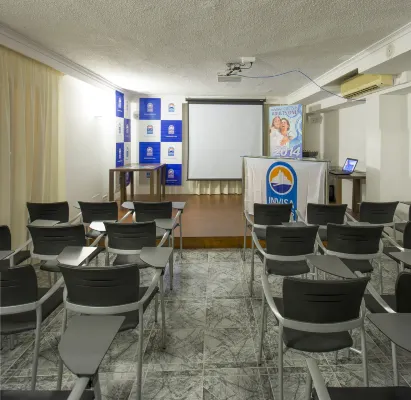 Invisa Hotel Es Pla - Adults Only Business Photos