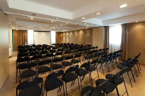 Best Western Plus Ajaccio Amiraute Fasilitas Bisnis Photos