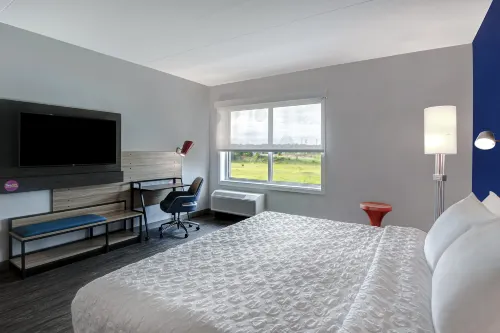 Tru by Hilton Franklin Cool Springs Nashville Rooms Photos
