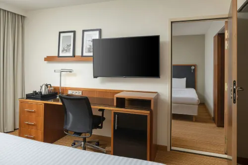 Courtyard by Marriott Toulouse Aéroport Chambres Photos