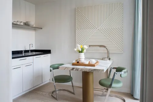 Avalon Hotel Beverly Hills, a Member of Design Hotels Rooms Photos