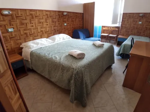Cressy Rooms Photos