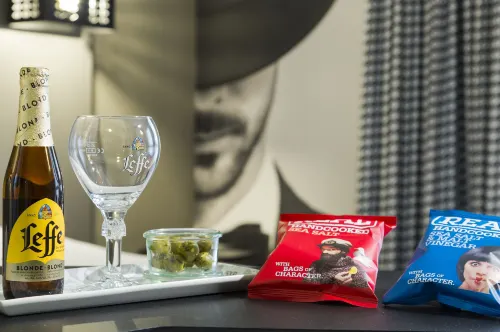ibis Styles Nice Vieux Port Chambres Photos