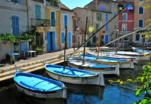 Brit Hotel Martigues Nord À proximité de l'hôtel Photos