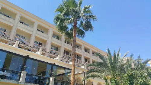 Oscar Resort Hotel Exterior Photos