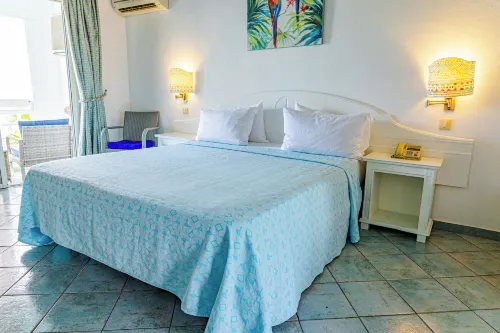 Ocean Point Resort & Spa Adults Only Kamar Photos