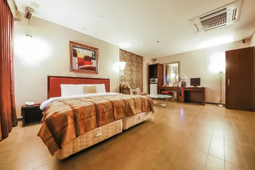 Hotel Wiz Camere Photos