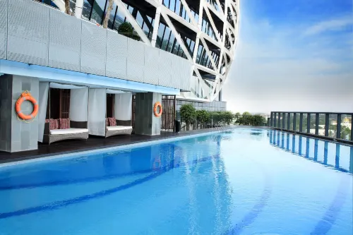 JHL Solitaire Gading Serpong Unggulan Photos