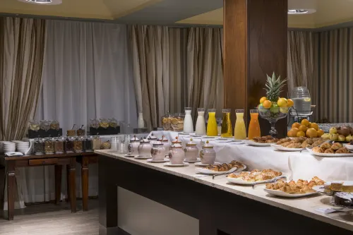 Terme di Saturnia Natural Spa & Golf Resort Dining Photos