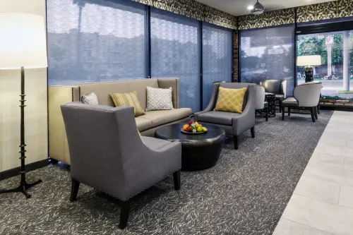 Best Western Plus Carriage Inn Public Areas Photos