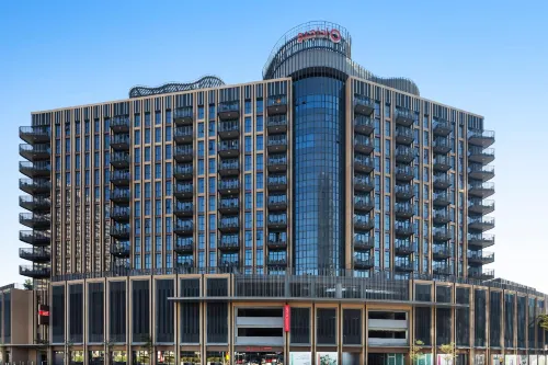 Aparthotel Adagio Dubai Deira Photos