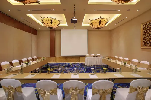 Sens Hotel  Spa + Conference Ubud Town Centre Business Facilities Photos