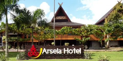 Arsela Hotel Pangkalan Bun Extérieur Photos