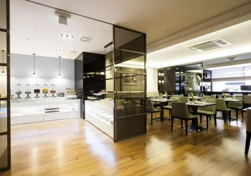 The Grand Hotel Myeongdong Ăn uống Photos
