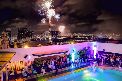 Khách sạn Renaissance Riverside Sài Gòn Xung quanh Photos