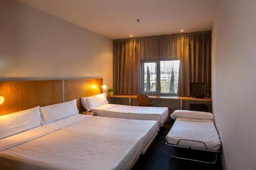 B&B HOTEL Barcelona Mollet Porta de Gallecs Chambres Photos