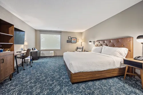 Four Points by Sheraton Jacksonville Baymeadows Rooms Photos