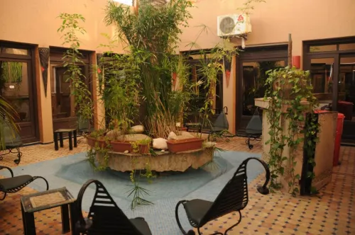 Oasis Hotel & Spa Exterior Photos