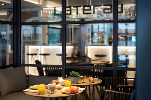 Innside by Meliá Zaragoza Restauration Photos