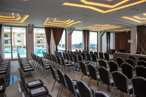 4 Spa Resort Hotel Business Facilities Photos