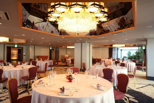 Rose Hotel Yokohama Restauration Photos