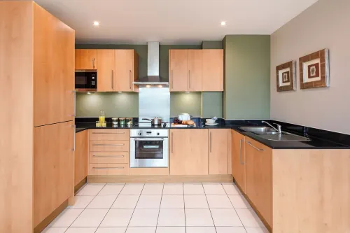 Marlin Apartments London Bridge - Empire Square Photos