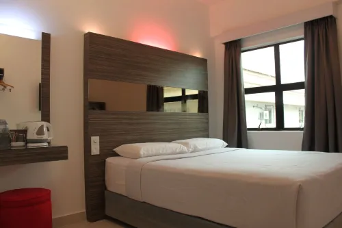 Time Hotel Kamar Photos