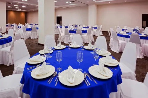 Holiday Inn Campeche Business Photos
