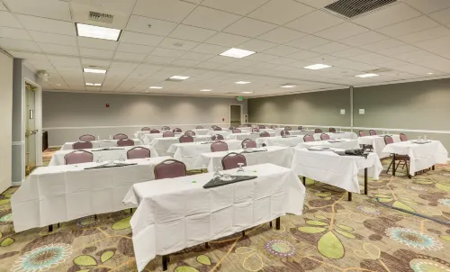 Holiday Inn Express Spokane Airport Fasilitas Bisnis Photos