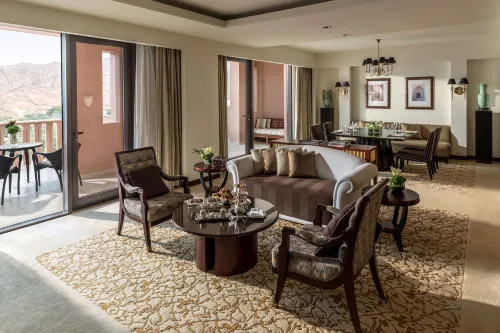Shangri-La Al Husn, Muscat Rooms Photos