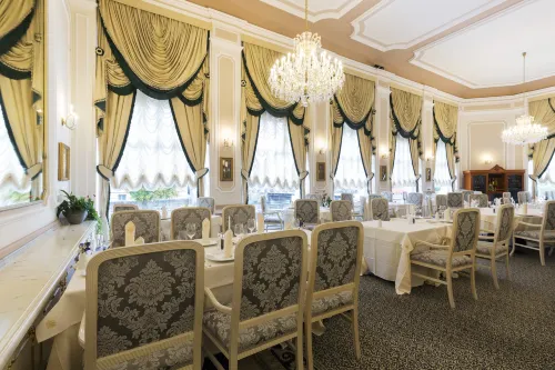 Grandhotel Pupp Ristorazione Photos