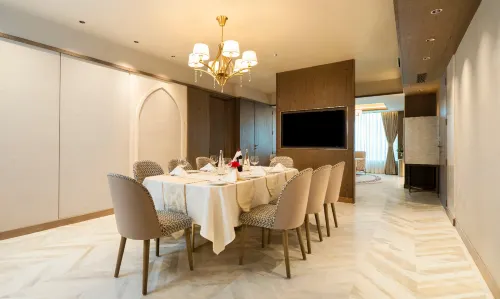 Taj Hotel & Convention Centre, Agra Restauration Photos