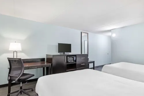 Ramada by Wyndham des Moines Airport Photos