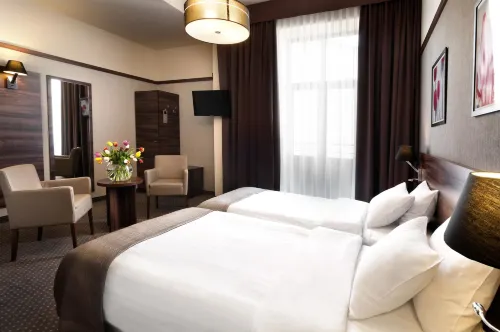 Golden Tulip Krakow City Center Photos