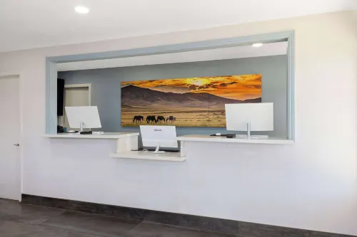 Days Inn by Wyndham Bakersfield Espaces publics Photos