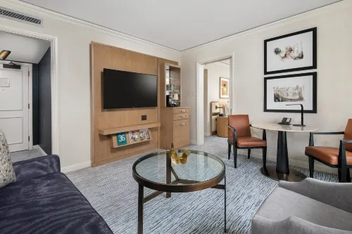 Four Seasons Chicago Photos