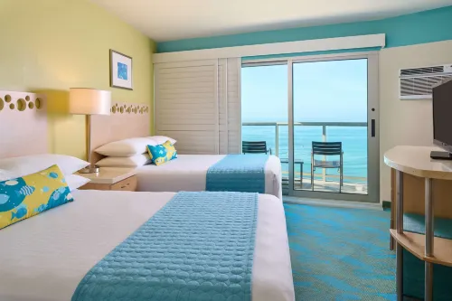 Aston Waikiki Circle Hotel Photos