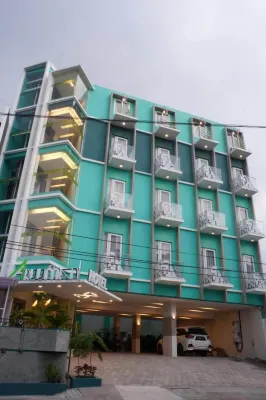 Aruuman Hotel Simpang Lima Eksterior Photos